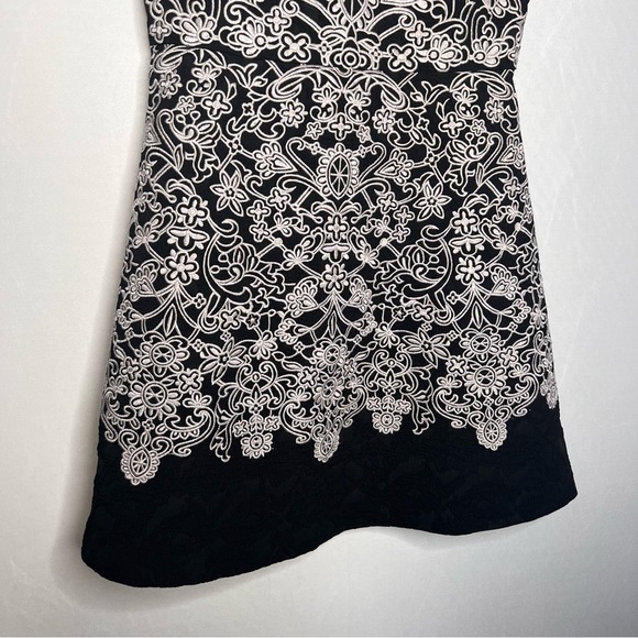Floral Embroidered Black & White Sleeveless Dress. Size Small. - Picture 6 of 12